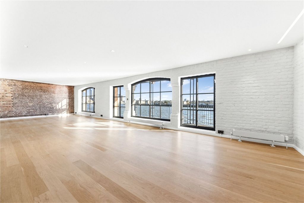 Property photo 3 of 27 Picture No. 29