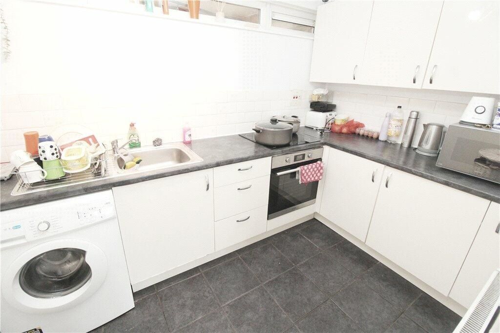 Property photo 3 of 4