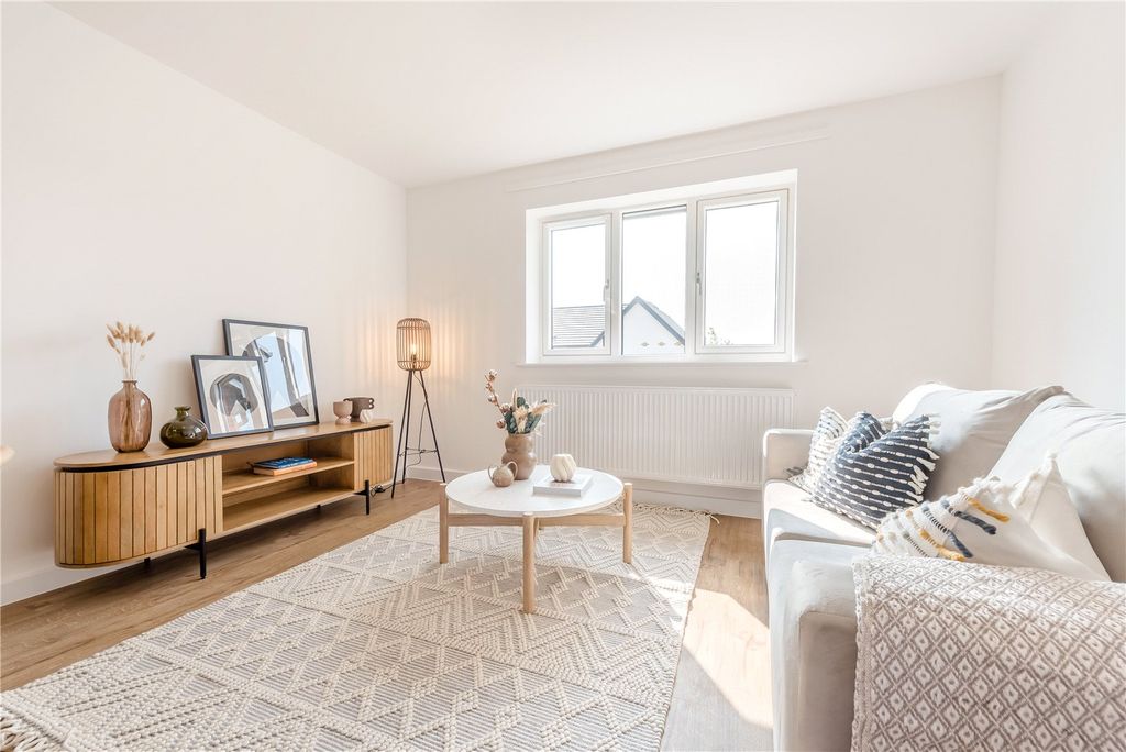 Property photo 3 of 8 Picture No. 06