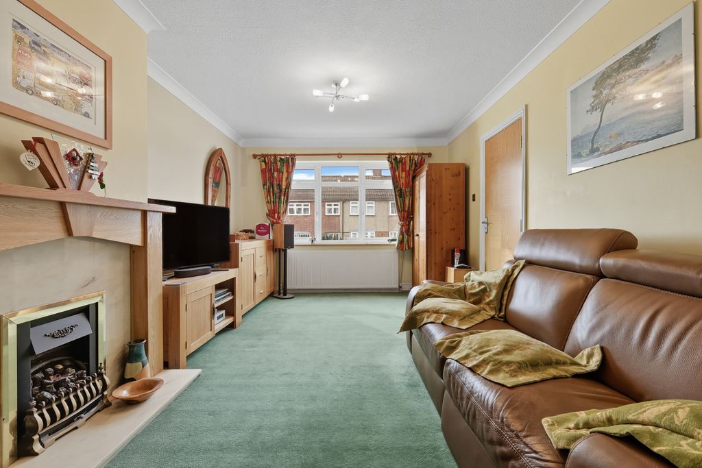 Property photo 2 of 20 Picture No. 28