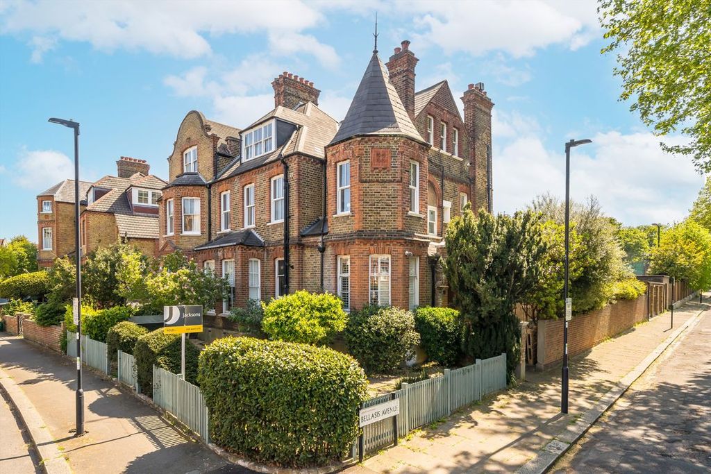 Property photo 1 of 5