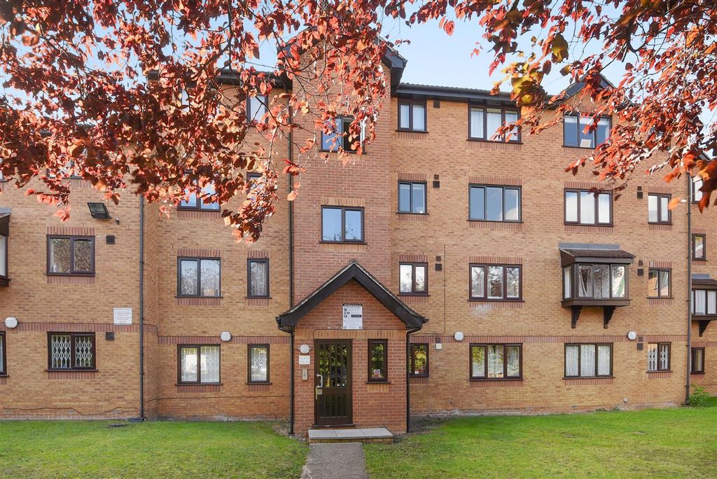 Property photo 1 of 7