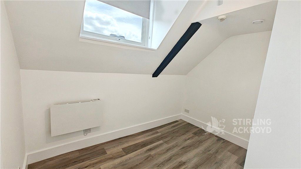 Property photo 3 of 4 Bedroom