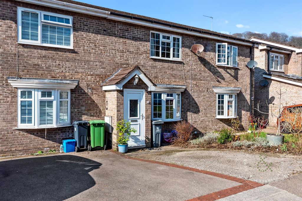 Property photo 3 of 25 Castell-Coch-View-24.Jpg