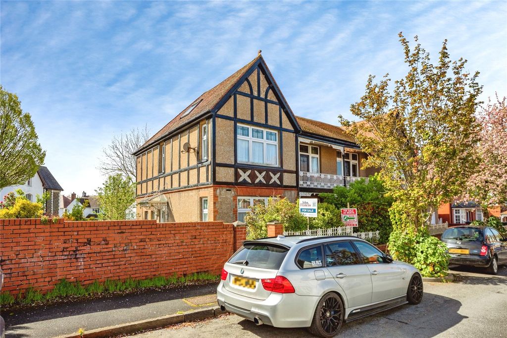 Property photo 1 of 26 Picture No. 09