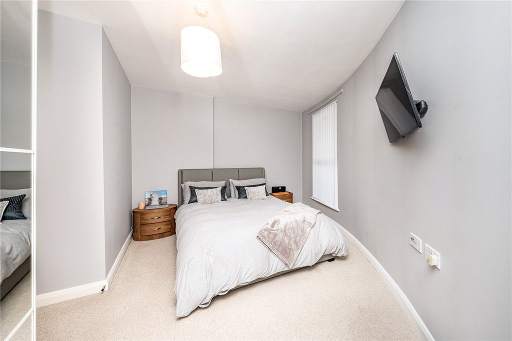 Property photo 2 of 6 Picture No. 05