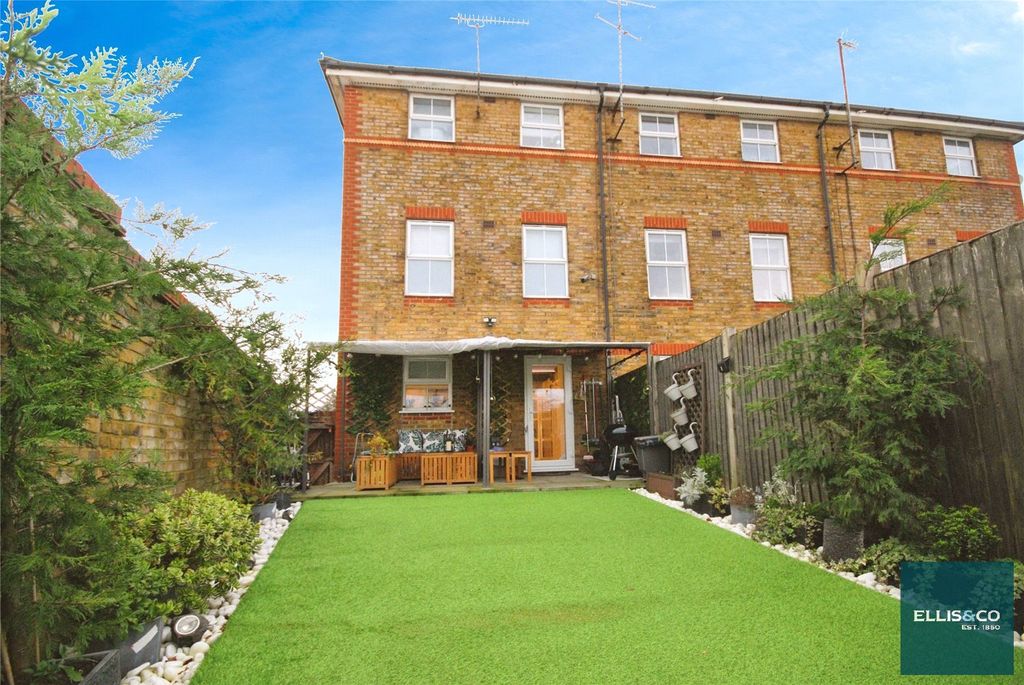 Property photo 3 of 23 Picture No. 58