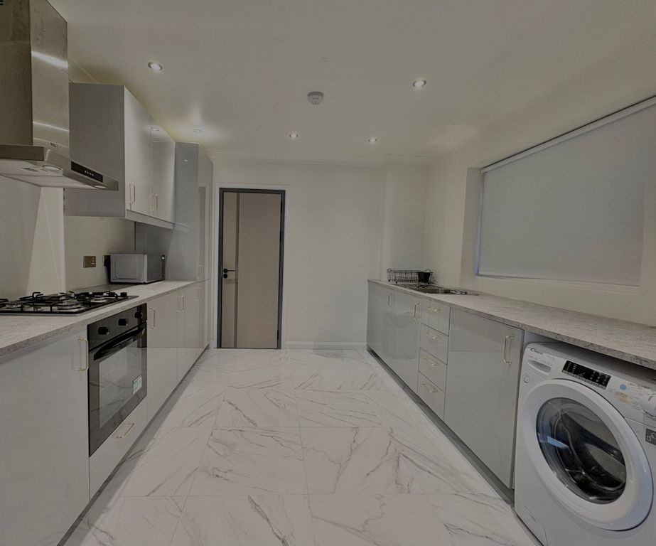 Property photo 1 of 9 Photo-2025-10-23-18-12-53