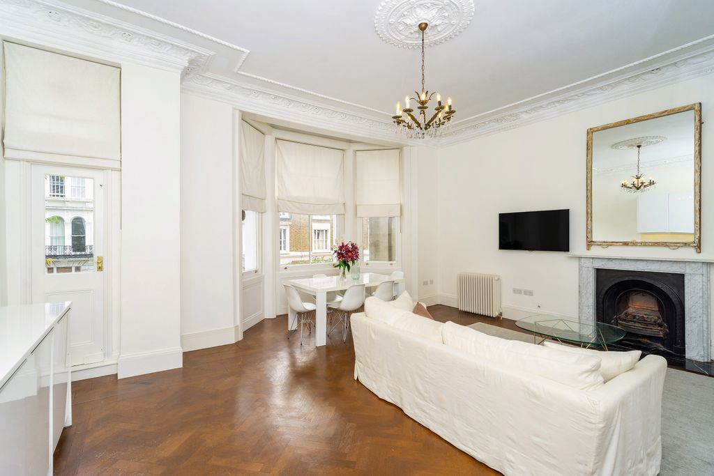 Property photo 1 of 11 3