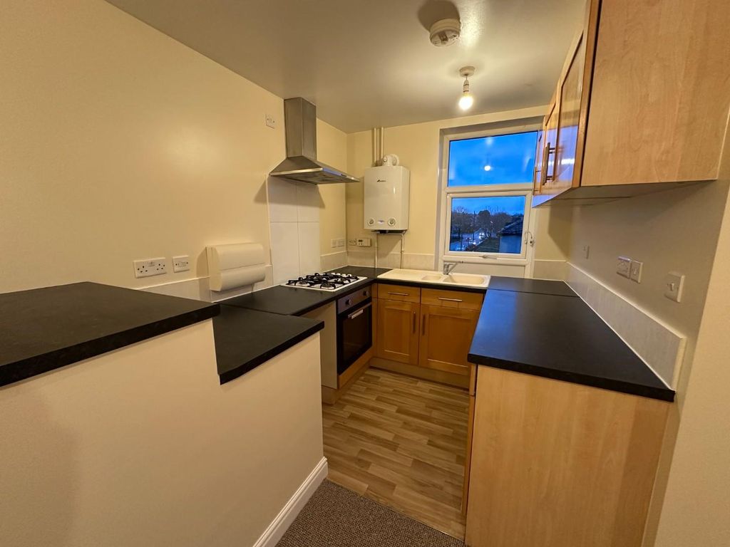 Property photo 3 of 11 Image00010.Jpeg