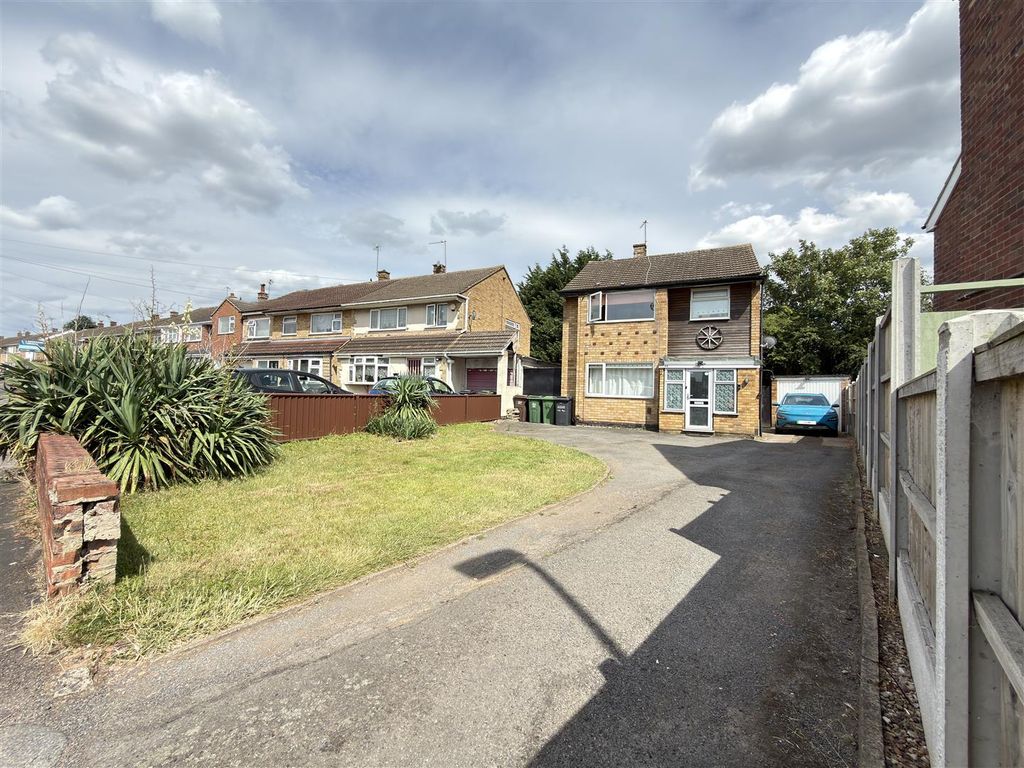 Property photo 1 of 13 Outside