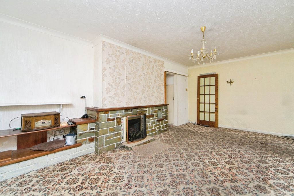 Property photo 2 of 20 Pbox-Img.Jpg