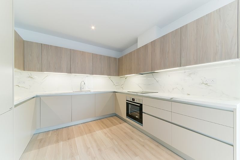 Property photo 2 of 12 Seacole Court, 8-...