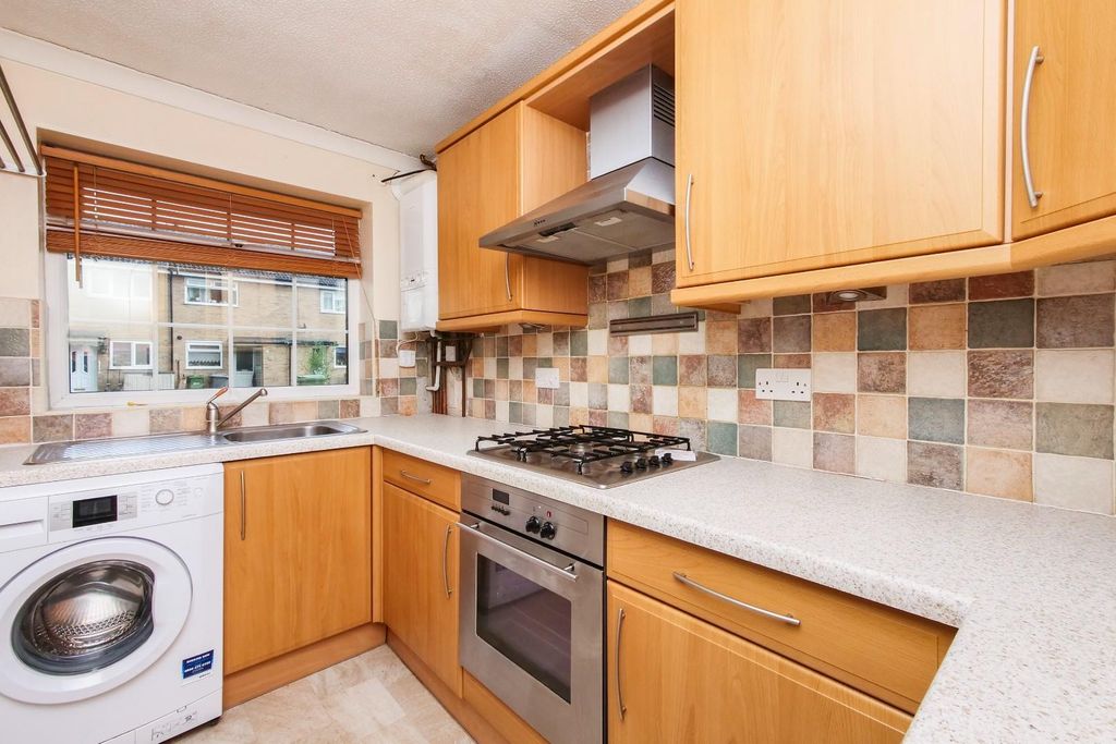Property photo 3 of 12 Pnmb1165.Jpg