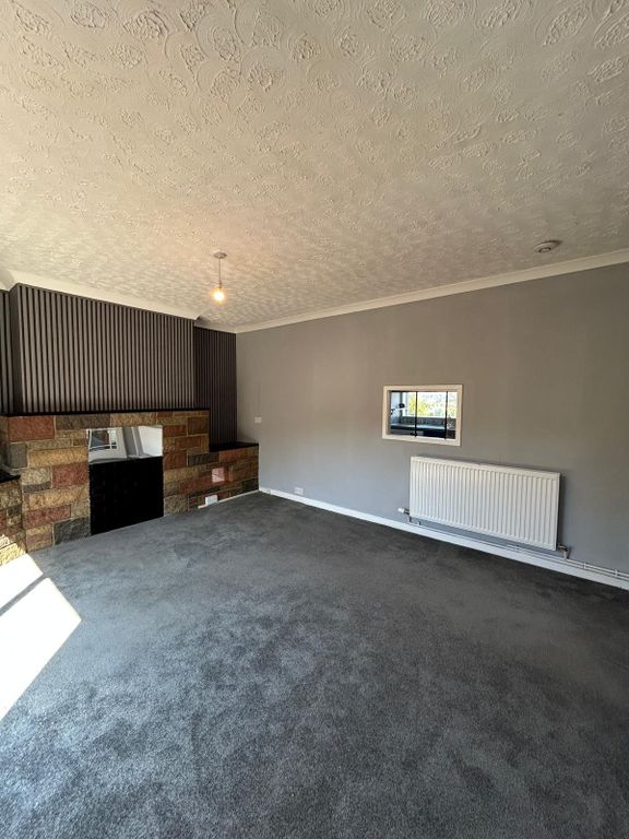 Property photo 3 of 31 Picture No. 23