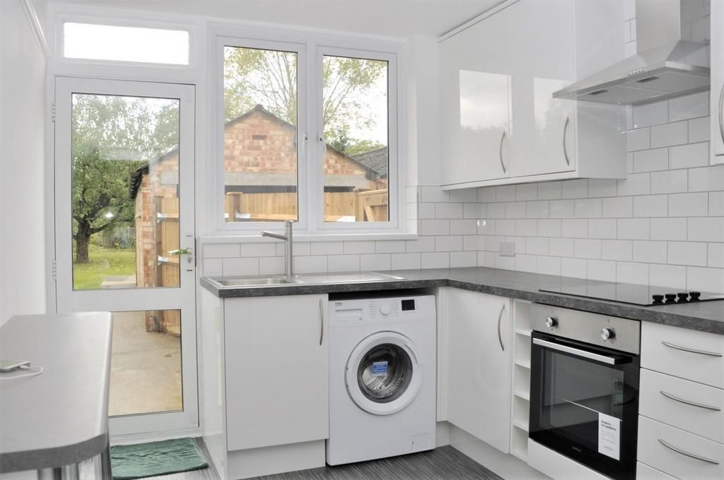 Property photo 2 of 9 4
