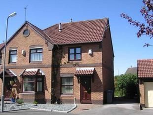 Property photo 1 of 14 40 Abbotsbury Way Exterior 2026.Jpg