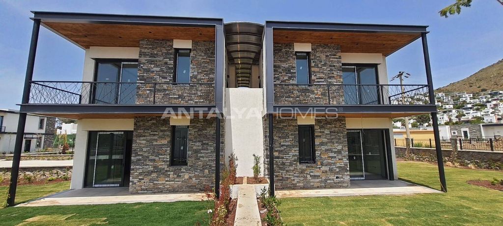 Property photo 1 of 27