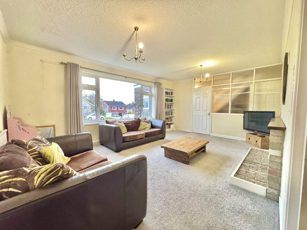 Property photo 2 of 18 Not Specified