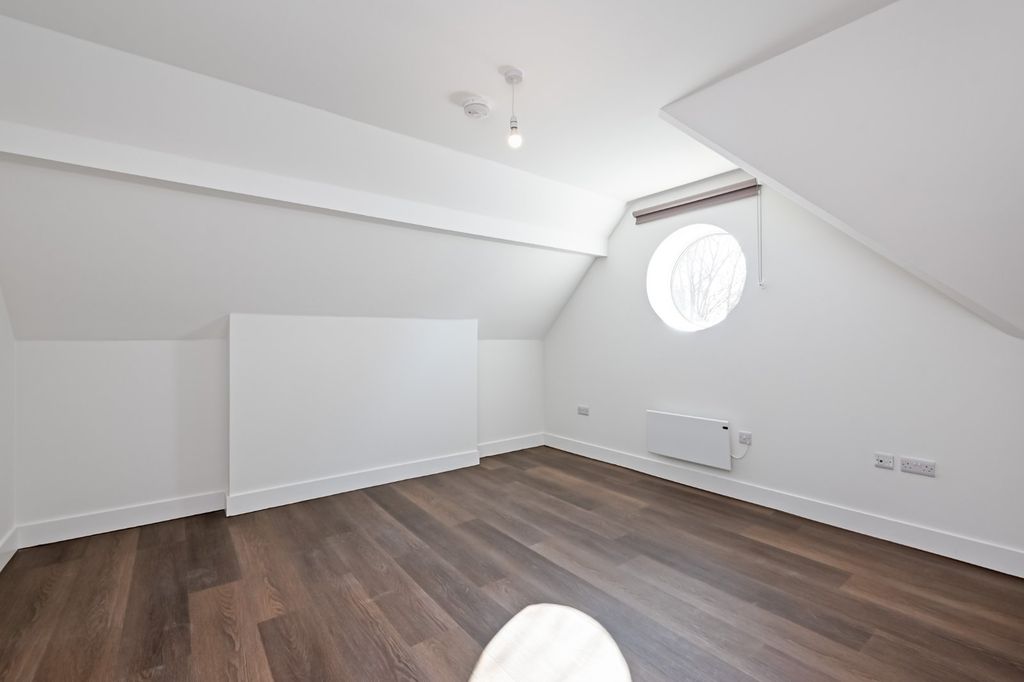 Property photo 1 of 7 Picture No. 04