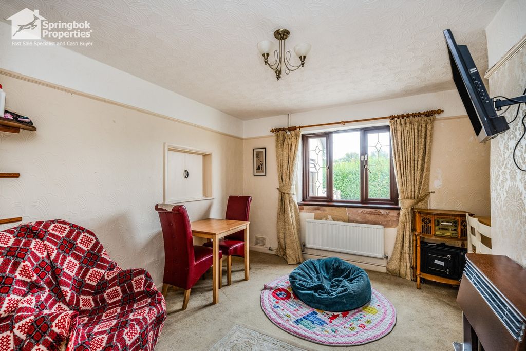 Property photo 3 of 17 Image 2