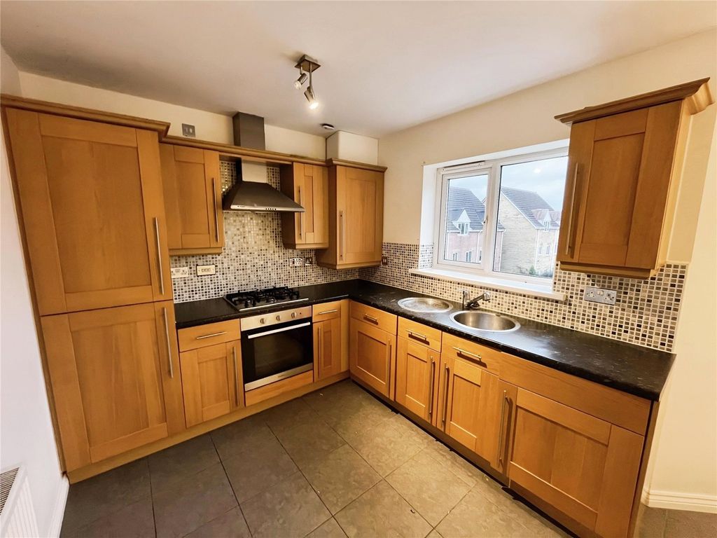 Property photo 3 of 10 Picture No. 02