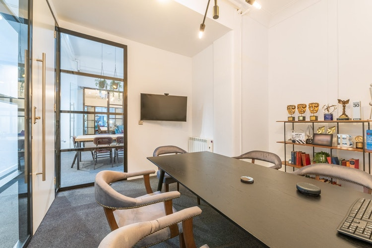 Property photo 2 of 19