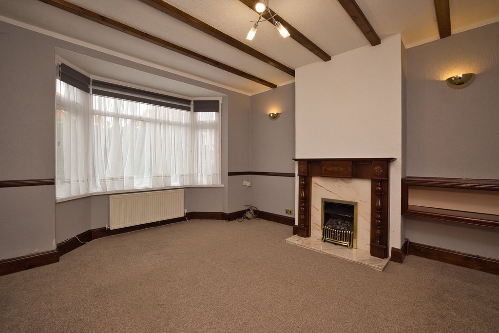 Property photo 2 of 16 Picture 2