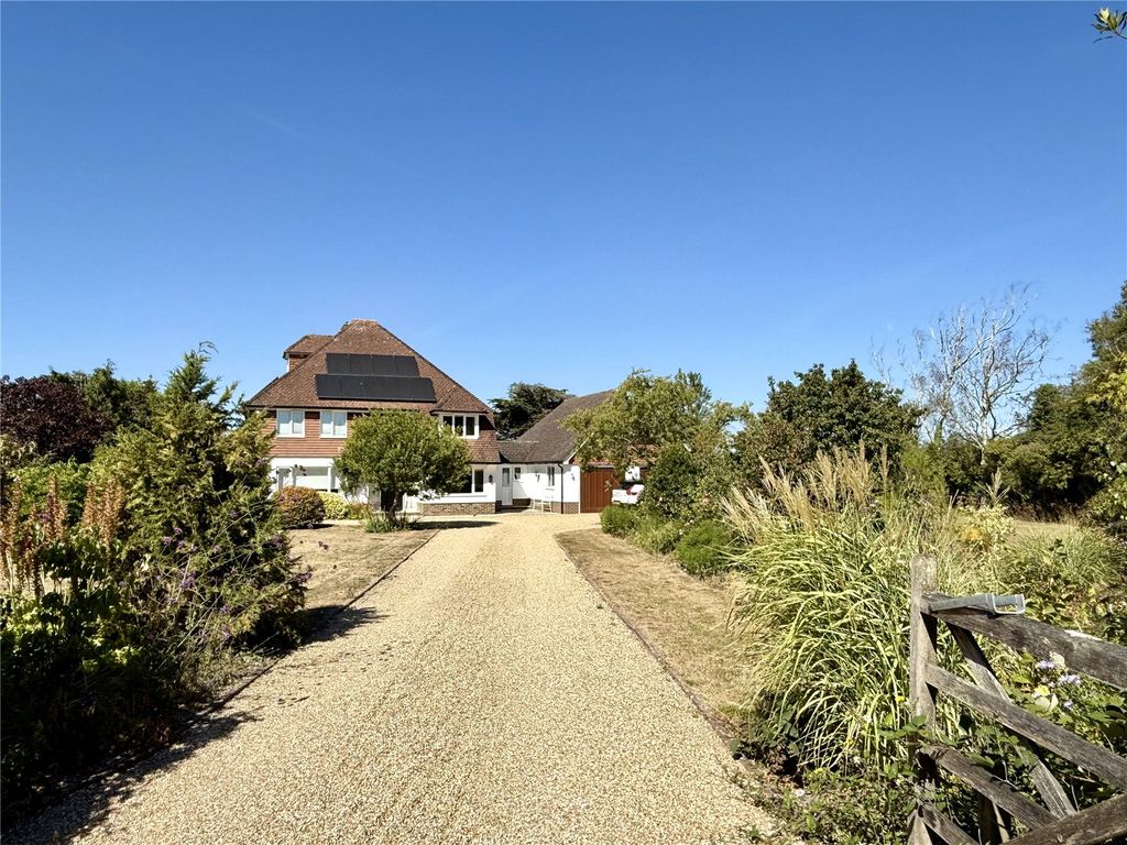 Property photo 1 of 43 Picture No. 17