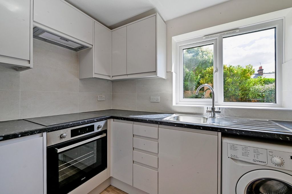 Property photo 2 of 7 Picture No. 01