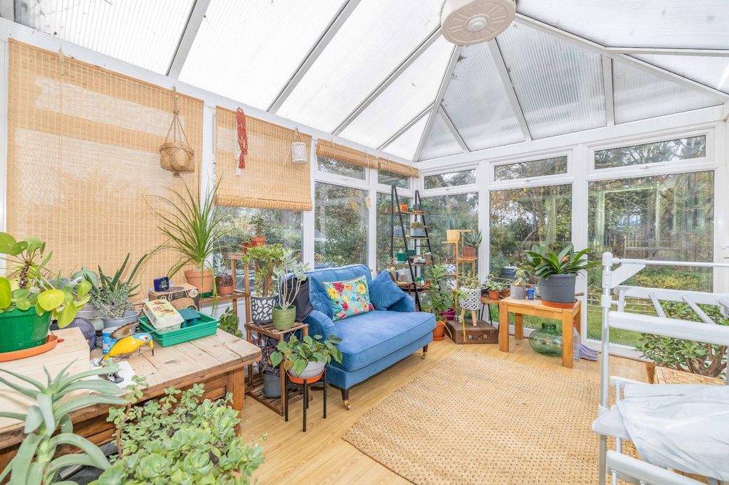 Property photo 3 of 13 Picture 3