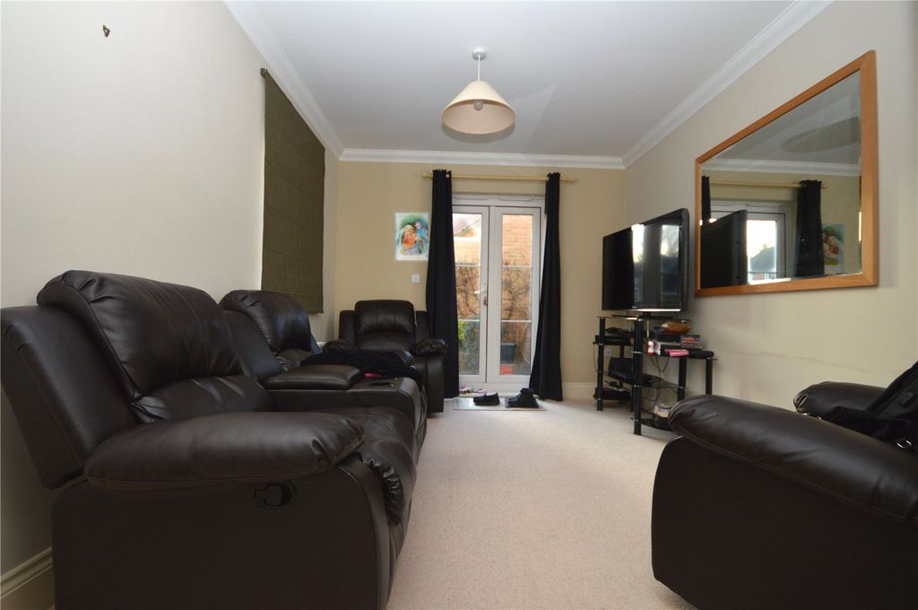 Property photo 2 of 11 Picture No. 03