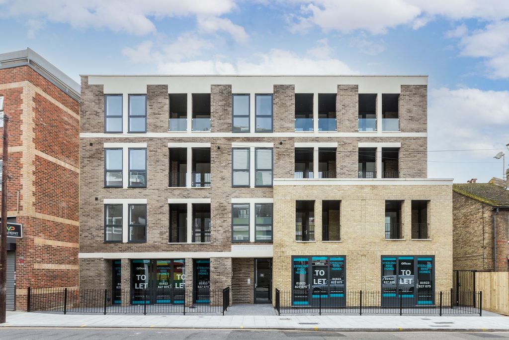 Property photo 1 of 7