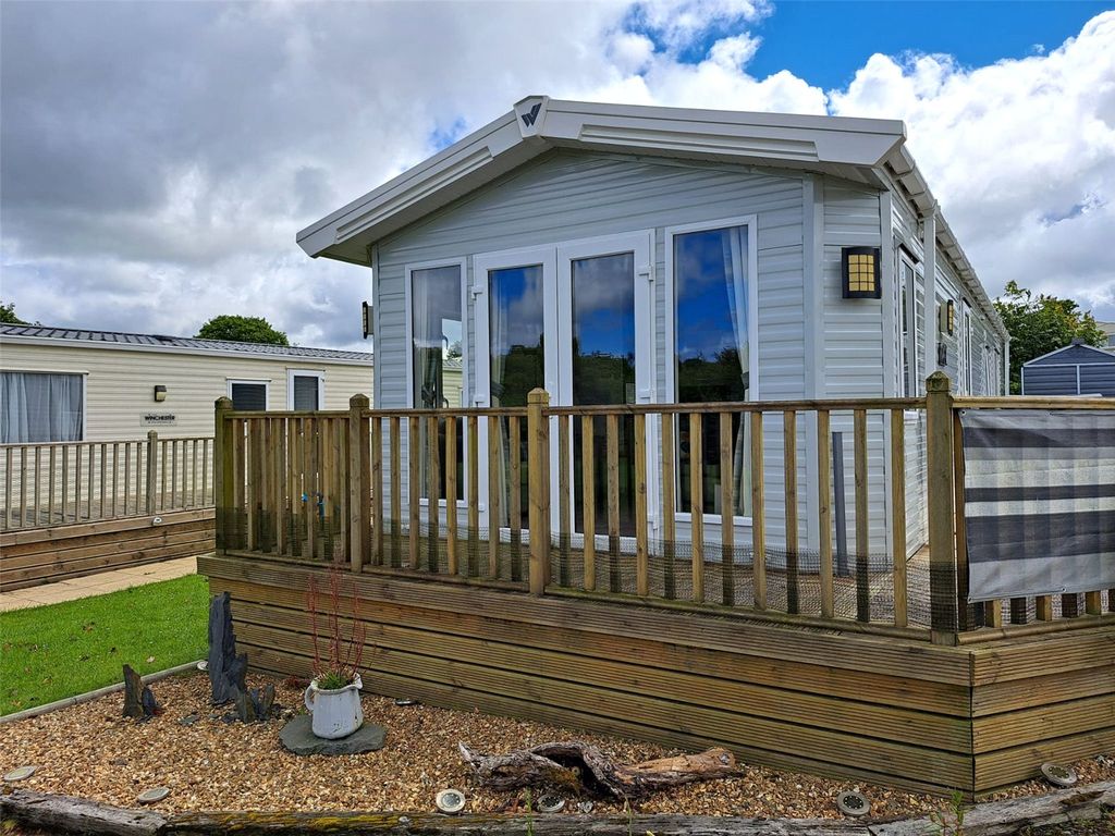 Property photo 2 of 17 Picture No. 19