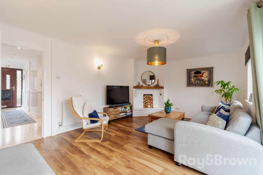Property photo 2 of 52
