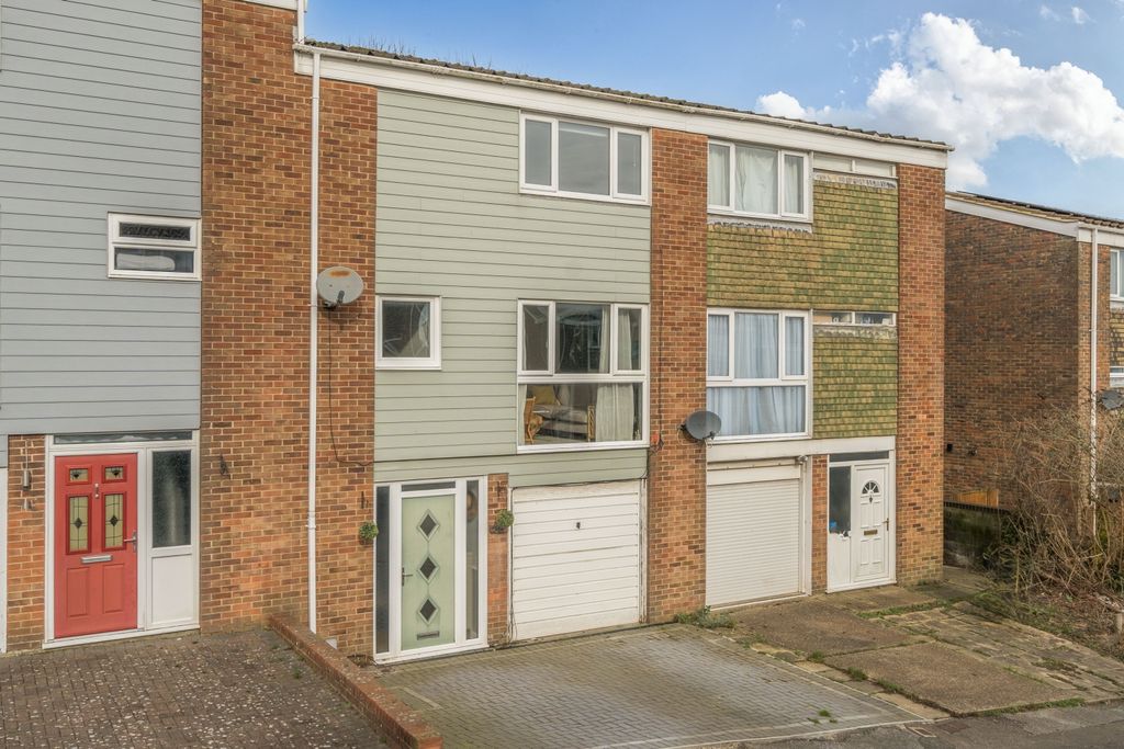 Property photo 1 of 20 Front Of Property