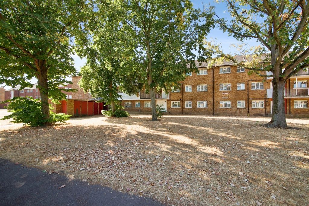 Property photo 1 of 8 Pbox-Img.Jpg