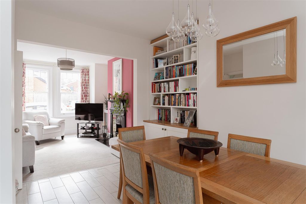 Property photo 2 of 20 16.Jpg