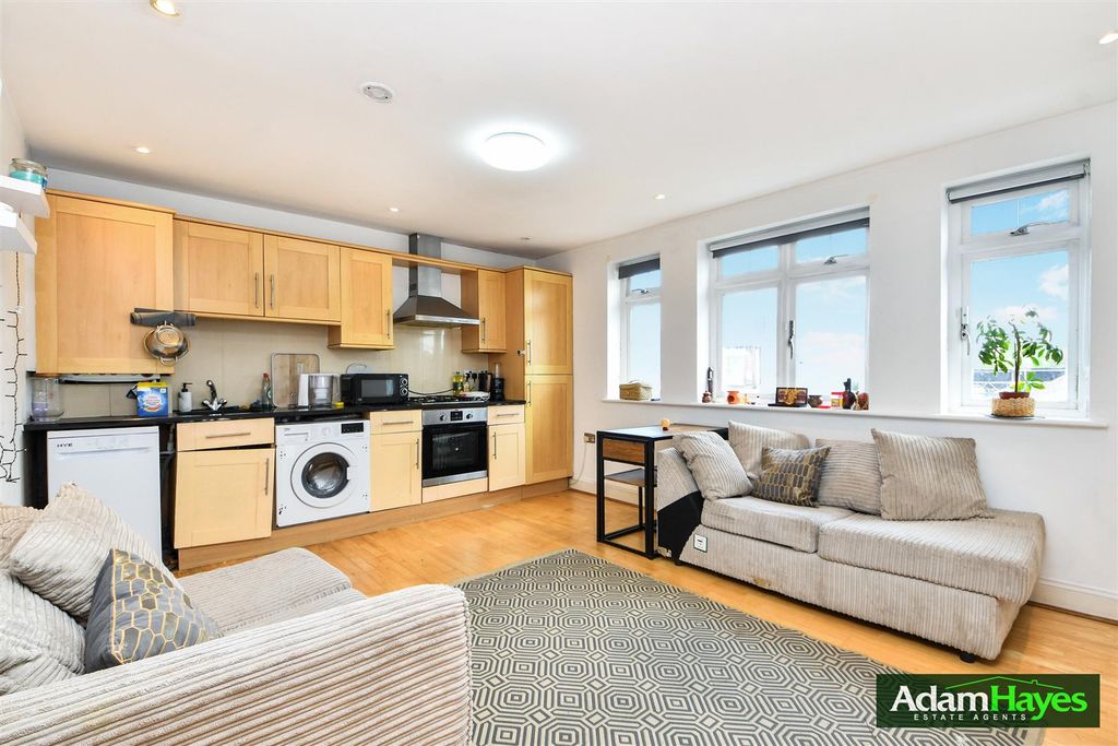 Property photo 2 of 7 Dsc_5942.Jpg