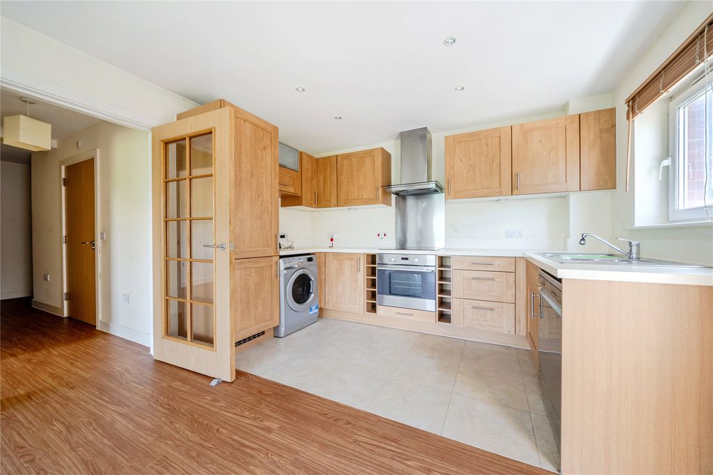 Property photo 3 of 21 Picture No. 39
