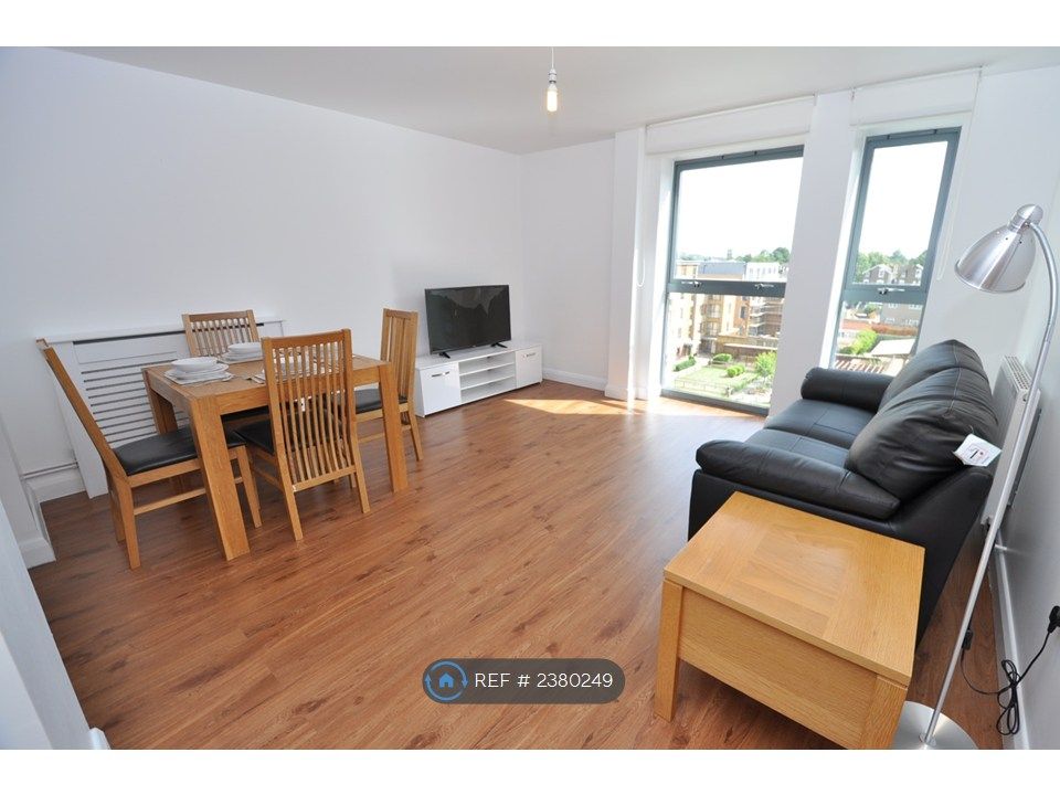 Property photo 2 of 8