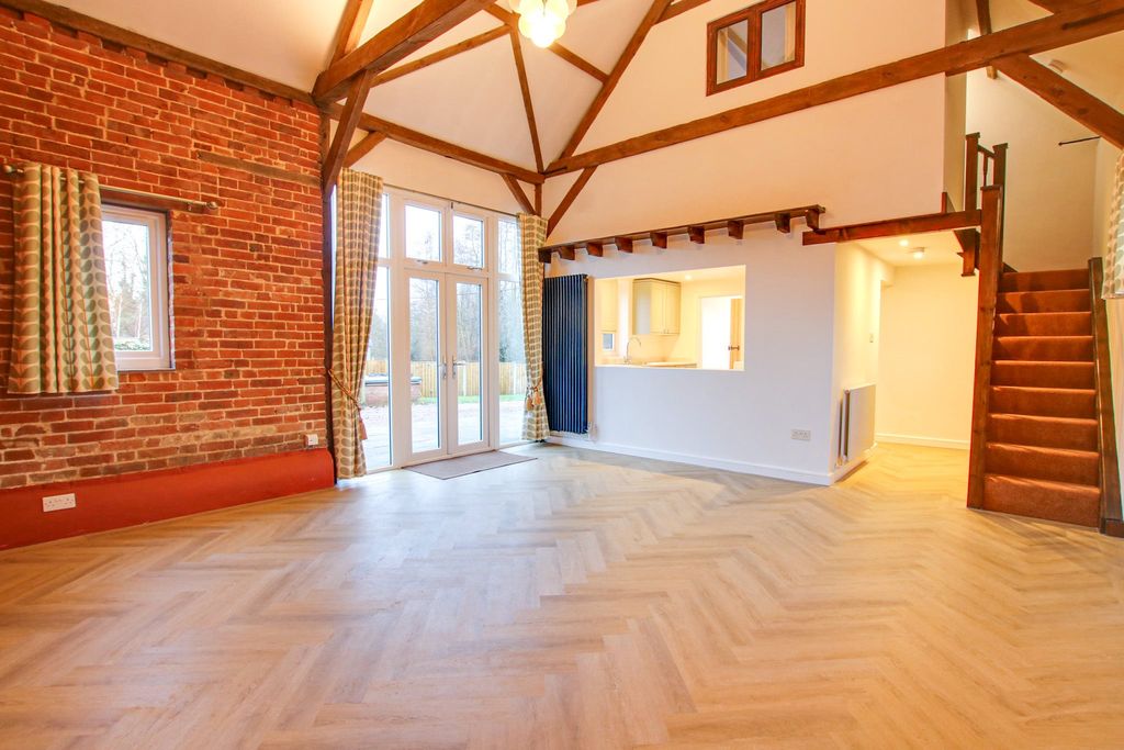 Property photo 2 of 20 Img_8003-Img_8005-2