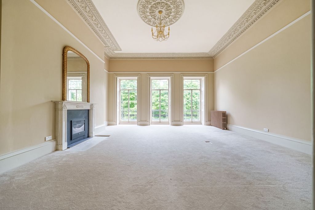 Property photo 3 of 16 1133036 (3)c