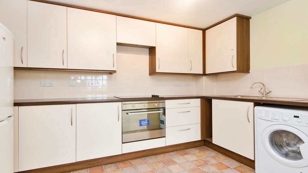 Property photo 3 of 9 8220630-Kitchen_Resu