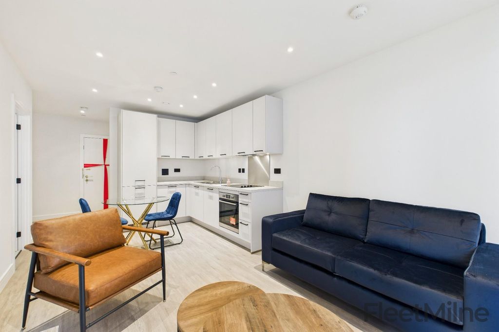 Property photo 2 of 13 Lounge/Dining Room