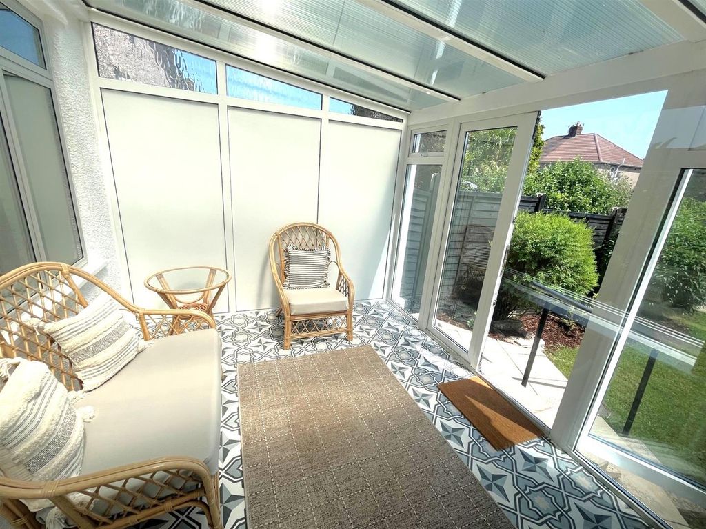 Additional image 10 of 4 bed semi-detached house for saleHutton Close, Westbury-On-Trym, Bristol BS9