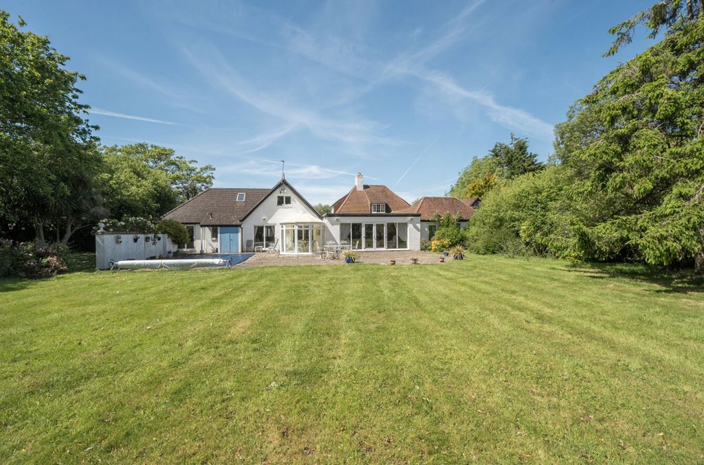 Property photo 1 of 38