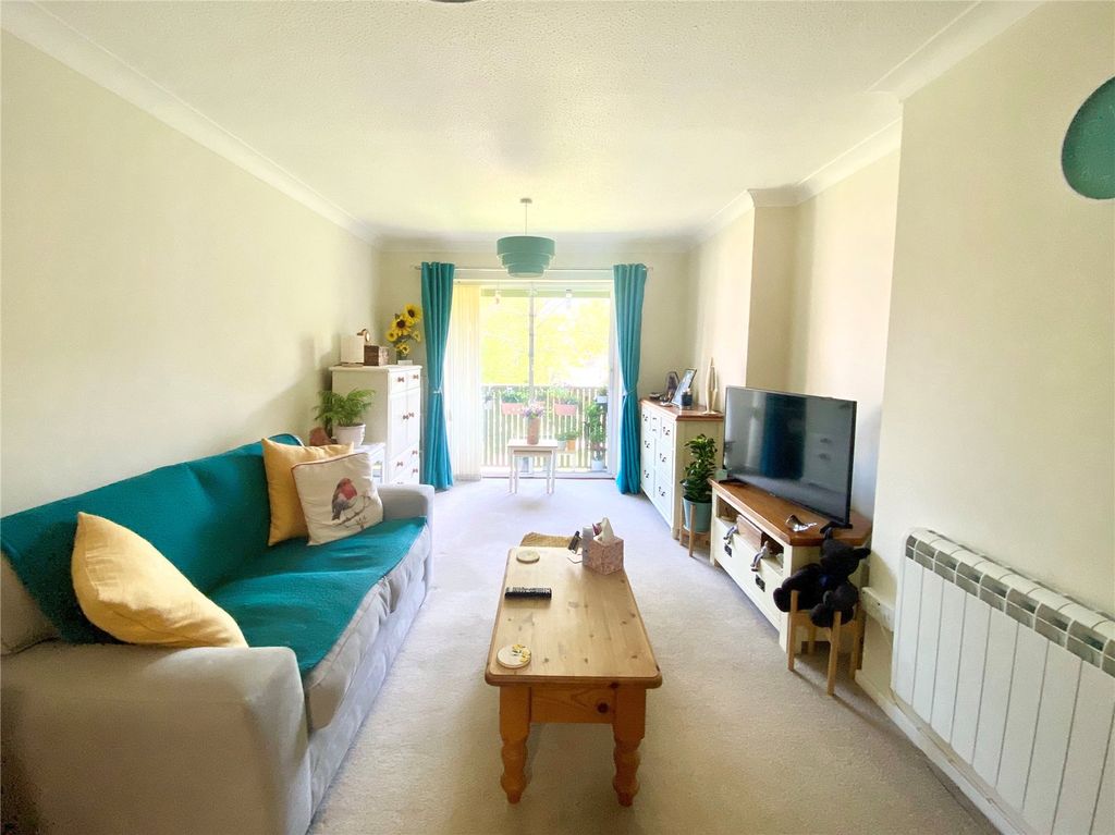 Property photo 2 of 14 Picture No. 28