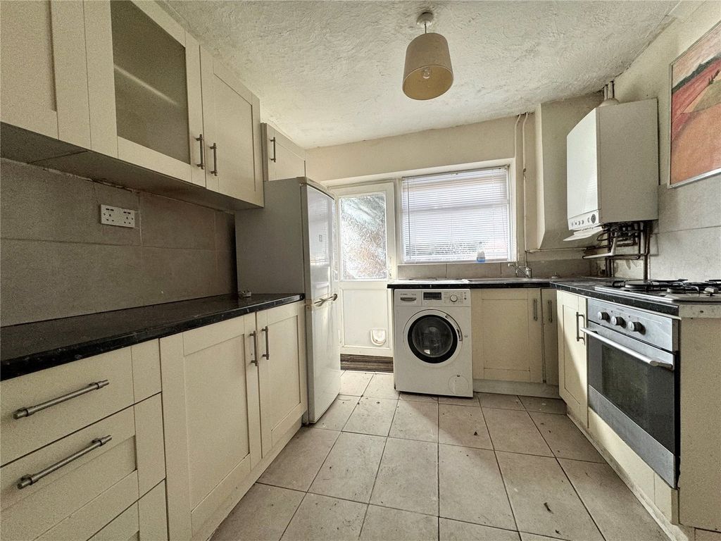 Property photo 3 of 14 Picture No. 20