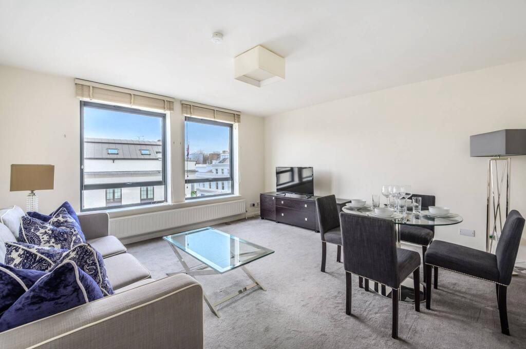 Property photo 1 of 2